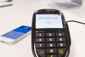 IPhone EFTPOS reader